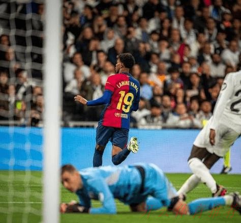 开云:巴萨遭遇双重打击!法雷重伤缺阵4个月 防线告急 开云:巴萨遭遇双重打击!法雷重伤缺阵4个月 防线告急